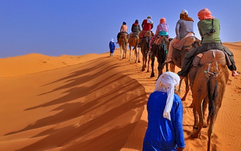 Tour privado de 2 días desde Marrakech a Merzouga